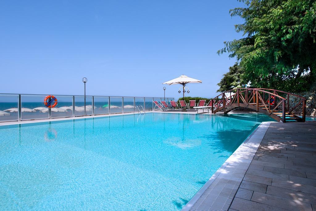 Hotel I Ginepri Marina di Castagneto Carducci Zewnętrze zdjęcie