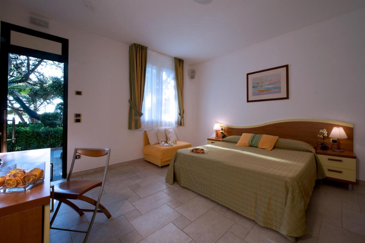 Hotel I Ginepri Marina di Castagneto Carducci Zewnętrze zdjęcie