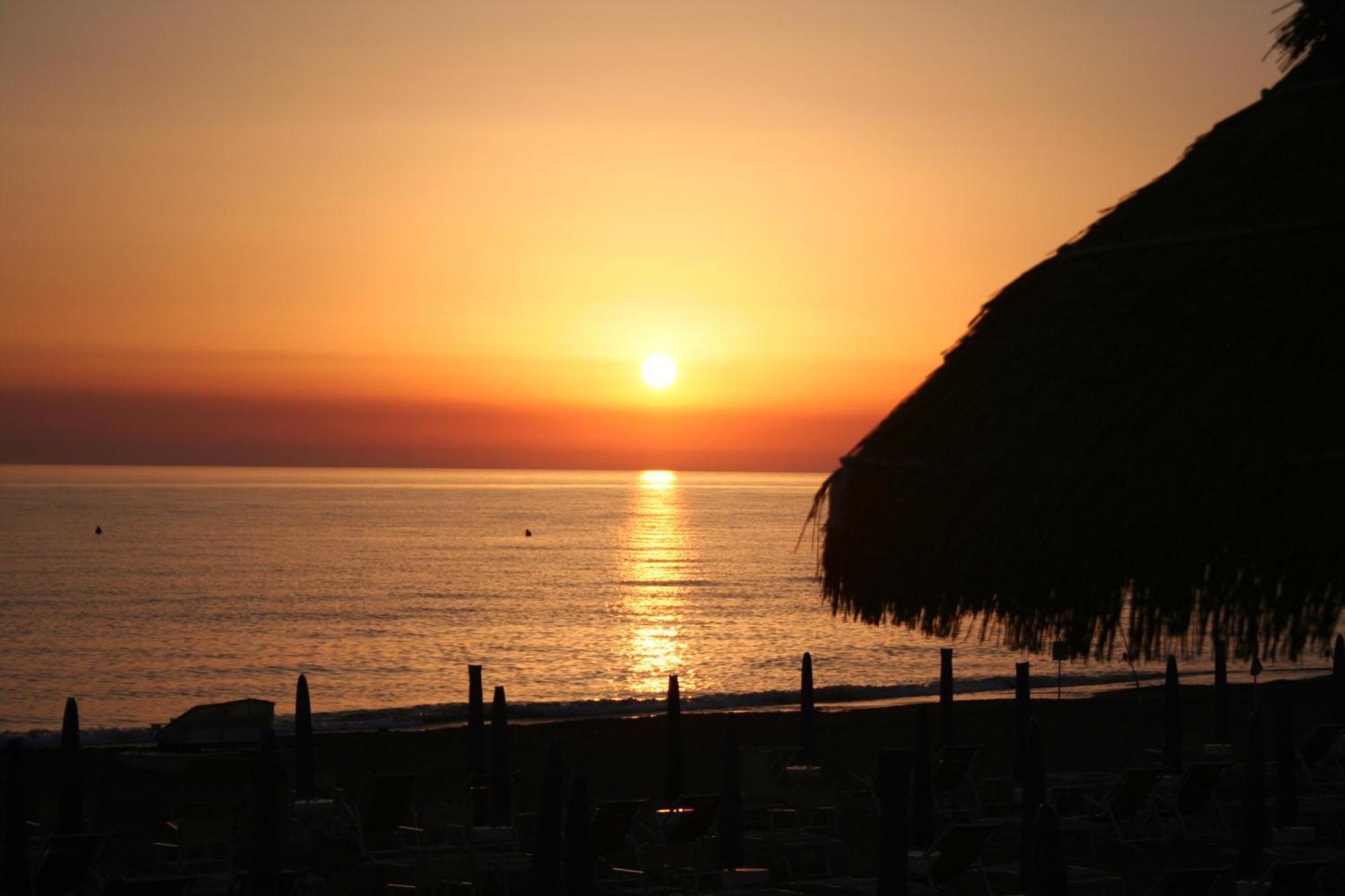 Hotel I Ginepri Marina di Castagneto Carducci Zewnętrze zdjęcie
